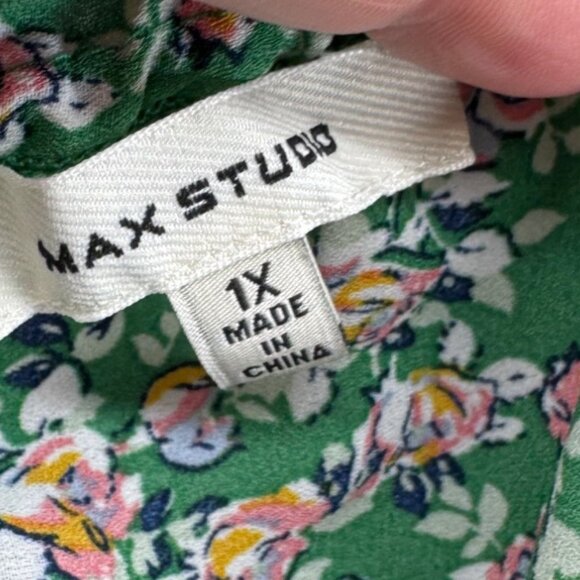 Max Studio Floral Blouse With Ruffle Bell Sleeve Green Size 1X - Picture 6 of 8